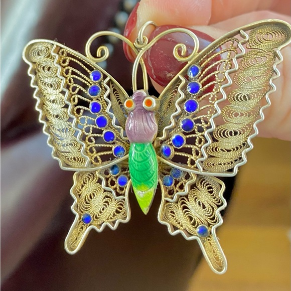 Vermeil (gold wash over sterling) filigree butterfly pendant with enameling - Picture 8 of 8